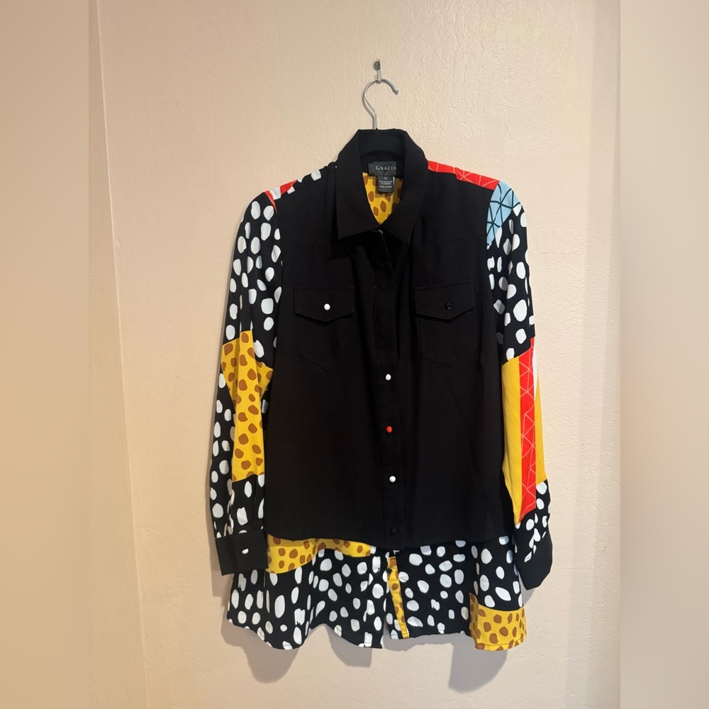 Gracia Retro Artsy  Eclectic Polka Dot Button-Up Blouse Very Bold and Colorful!